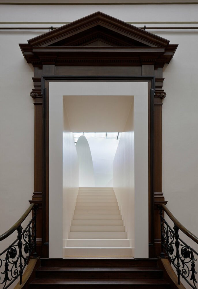 探索 jiří příhoda 在布拉格举办的 VOID 展览的抽象空间 探索 jiří příhoda 在布拉格举办的 VOID 展览的抽象空间
