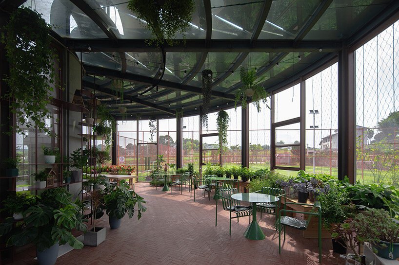 中国的混凝土谷仓坐落在同心圆区域内,将游客与大自然连接起来 中国的混凝土谷仓坐落在同心圆区域内,将游客与大自然连接起来