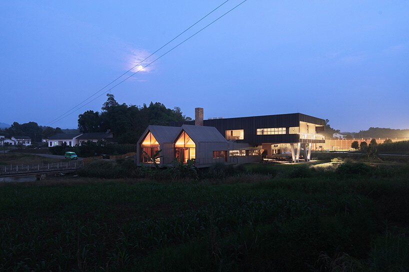 中国的混凝土谷仓坐落在同心圆区域内,将游客与大自然连接起来 中国的混凝土谷仓坐落在同心圆区域内,将游客与大自然连接起来