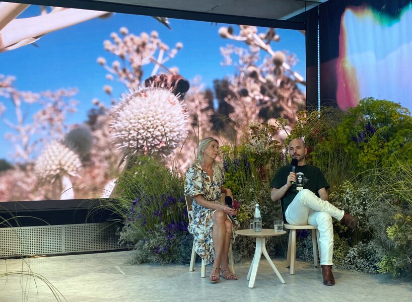 Julian Bedel 在 DAAily 酒吧讲述 Fueguia 1833 的旅程、研究和生产 Julian Bedel 在 DAAily 酒吧讲述 Fueguia 1833 的旅程、研究和生产