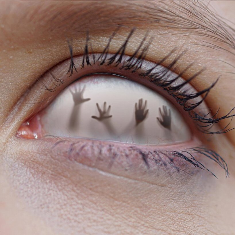 在 jyo john mulloor 的数字艺术作品中，眼睛成为自然和鸡蛋的窗户