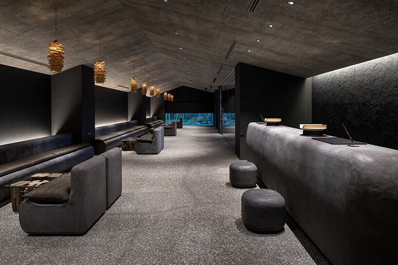 隈研吾将温泉酒店分布在雕刻的梯田上 隈研吾将温泉酒店分布在雕刻的梯田上