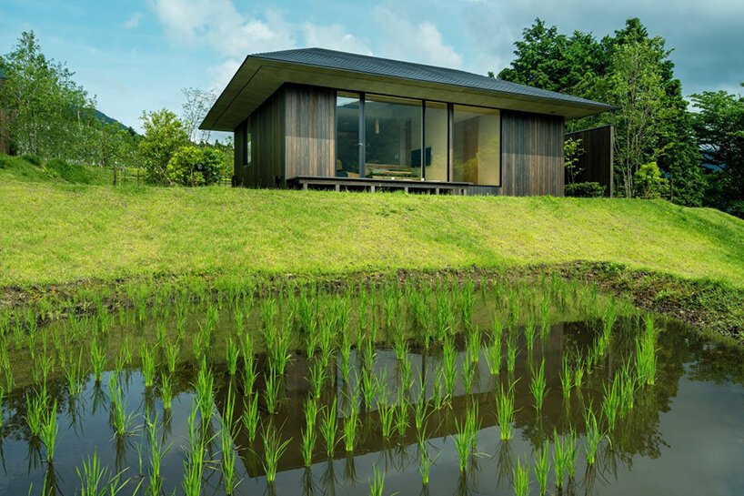 隈研吾将温泉酒店分布在雕刻的梯田上 隈研吾将温泉酒店分布在雕刻的梯田上