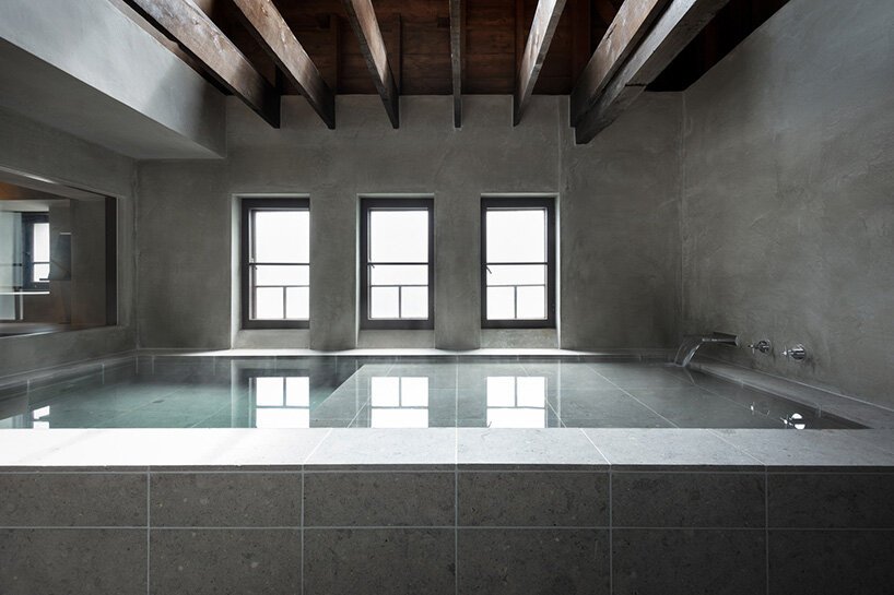 KAMIYA ARCHITECTS 将弗兰克·劳埃德·赖特草原风格别墅改造成东京酒店