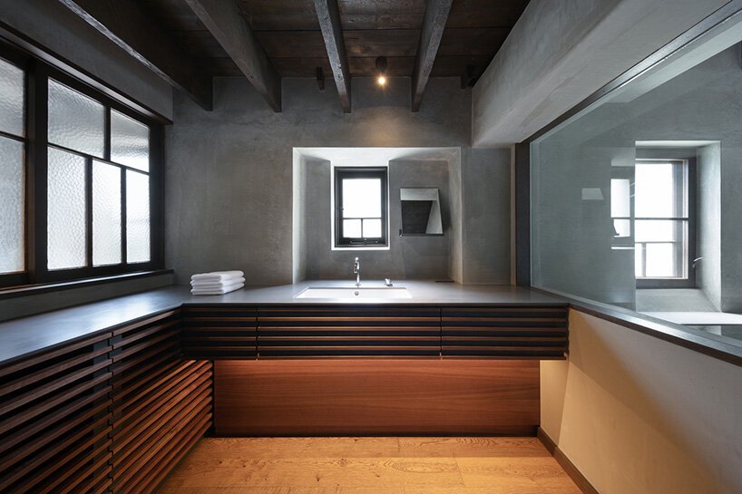 KAMIYA ARCHITECTS 将弗兰克·劳埃德·赖特草原风格别墅改造成东京酒店