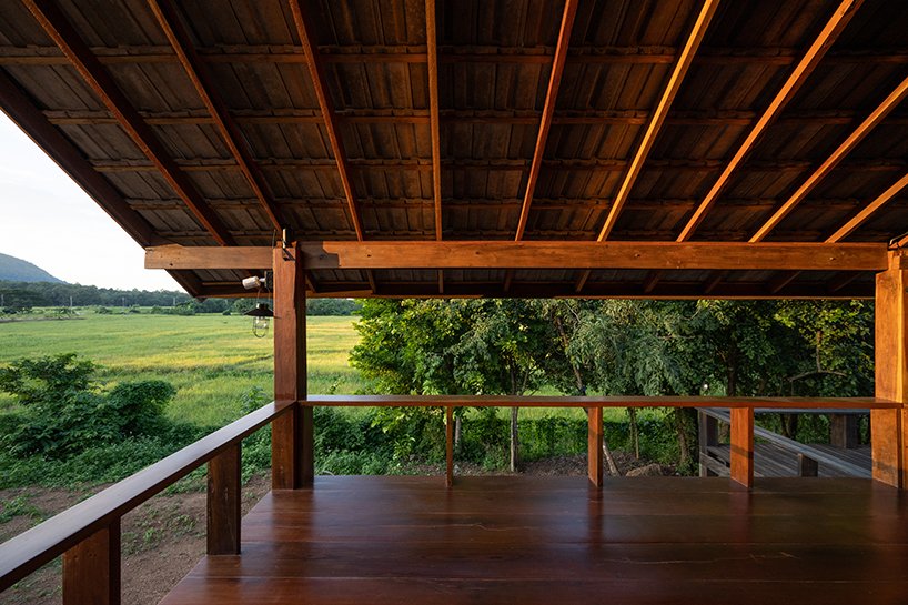 Sher Maker 在泰国乡村建造了 260 平方米的住宅并设有音乐工作室