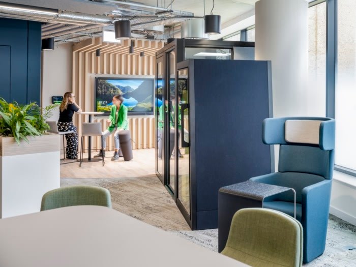 金斯利那不勒斯办事处 – 伦敦