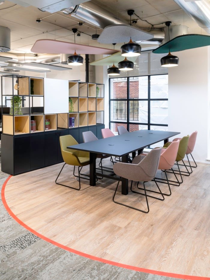 金斯利那不勒斯办事处 – 伦敦