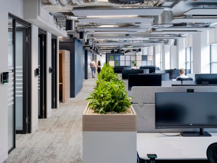 金斯利那不勒斯办事处 – 伦敦