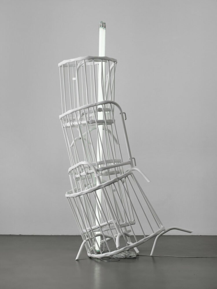 力量！光！沃尔夫斯堡艺术博物馆展览探讨灯光艺术的政治维度