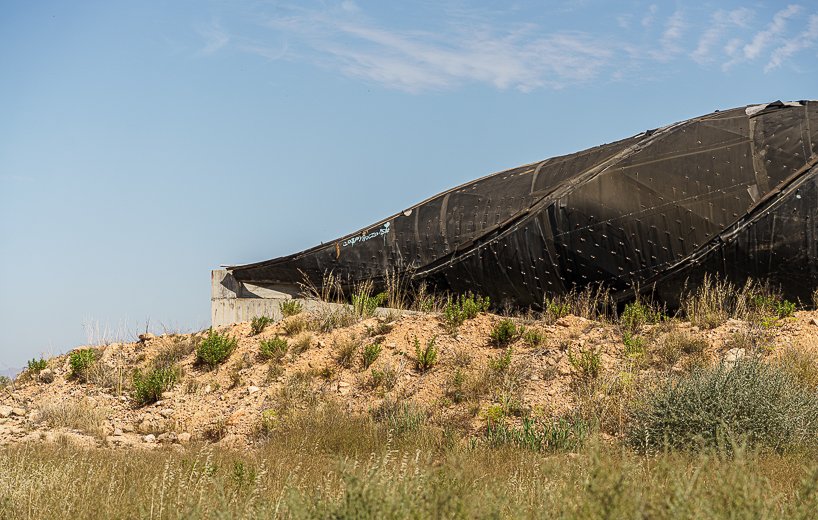 摄影师 kyrre sundal 捕捉到了伊东丰雄位于西班牙的“la caracola”当代遗址