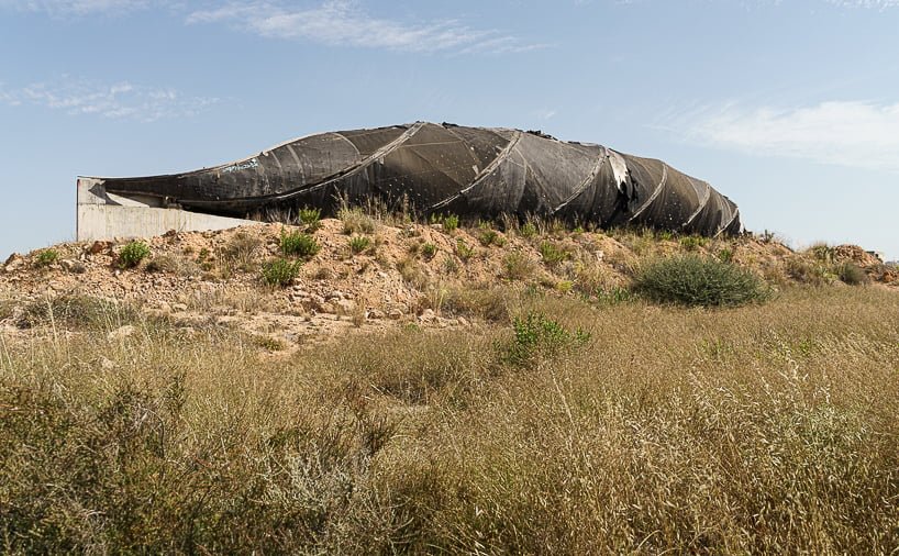 摄影师 kyrre sundal 捕捉到了伊东丰雄位于西班牙的“la caracola”当代遗址