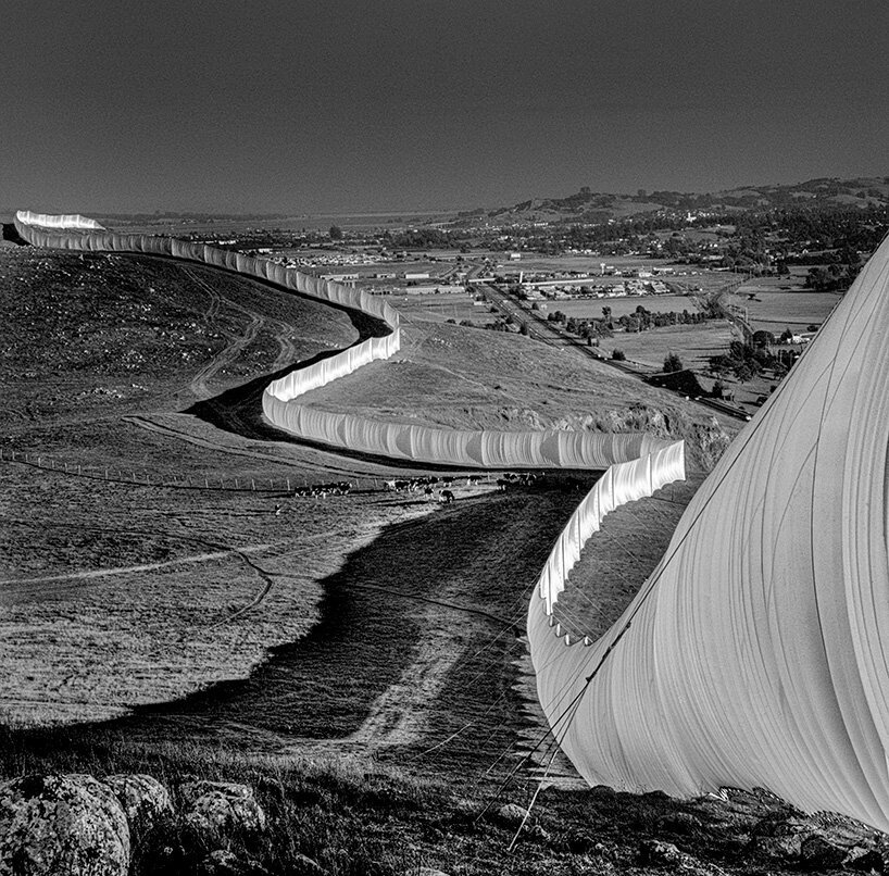 挖掘大地艺术的过去、现在和未来——在巨大的自然景观中进行的运动 挖掘大地艺术的过去、现在和未来——在巨大的自然景观中进行的运动