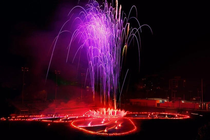 挖掘大地艺术的过去、现在和未来——在巨大的自然景观中进行的运动 挖掘大地艺术的过去、现在和未来——在巨大的自然景观中进行的运动