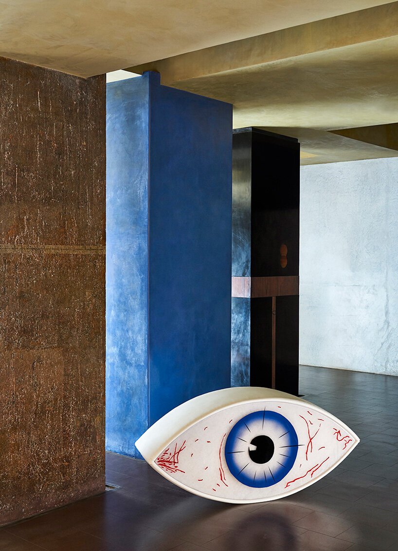 paradisoterrestre 推出曼·雷 (man ray) 重新编辑的“le témoin”座椅