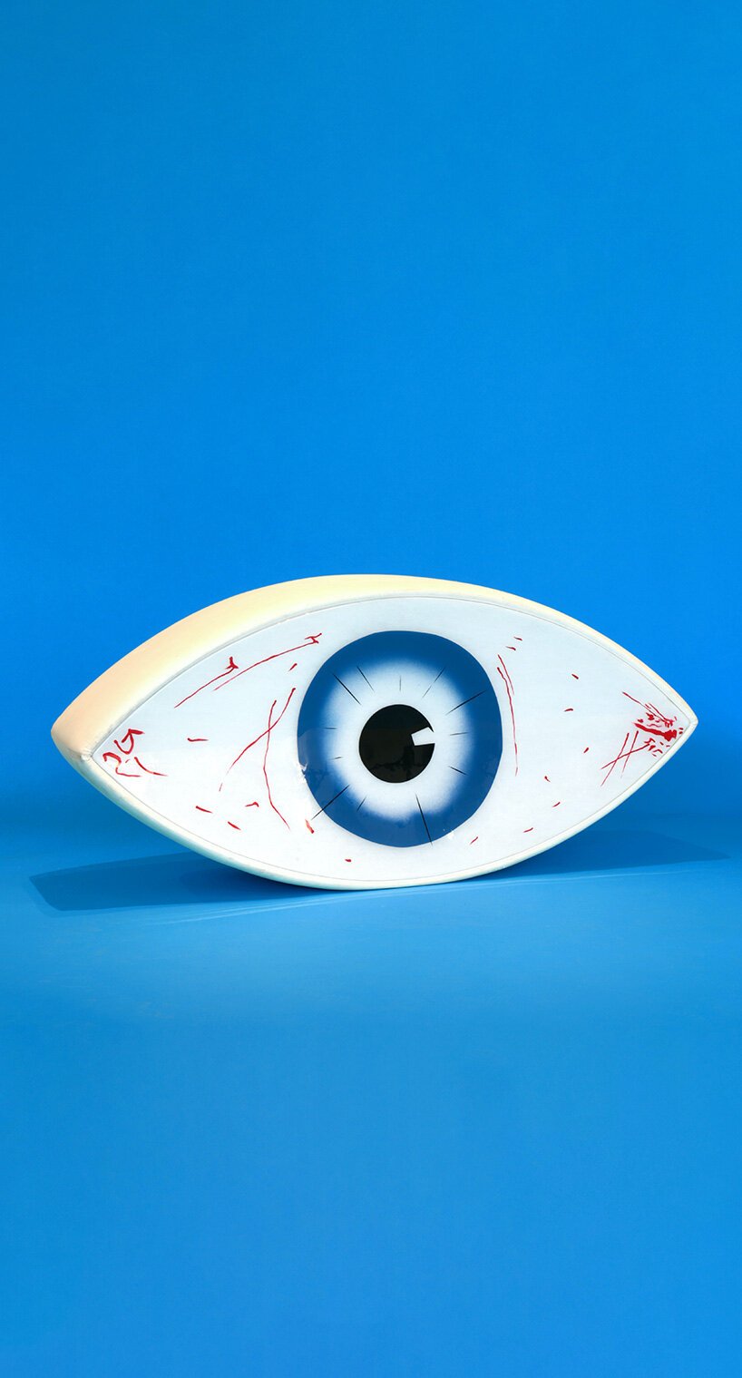 paradisoterrestre 推出曼·雷 (man ray) 重新编辑的“le témoin”座椅