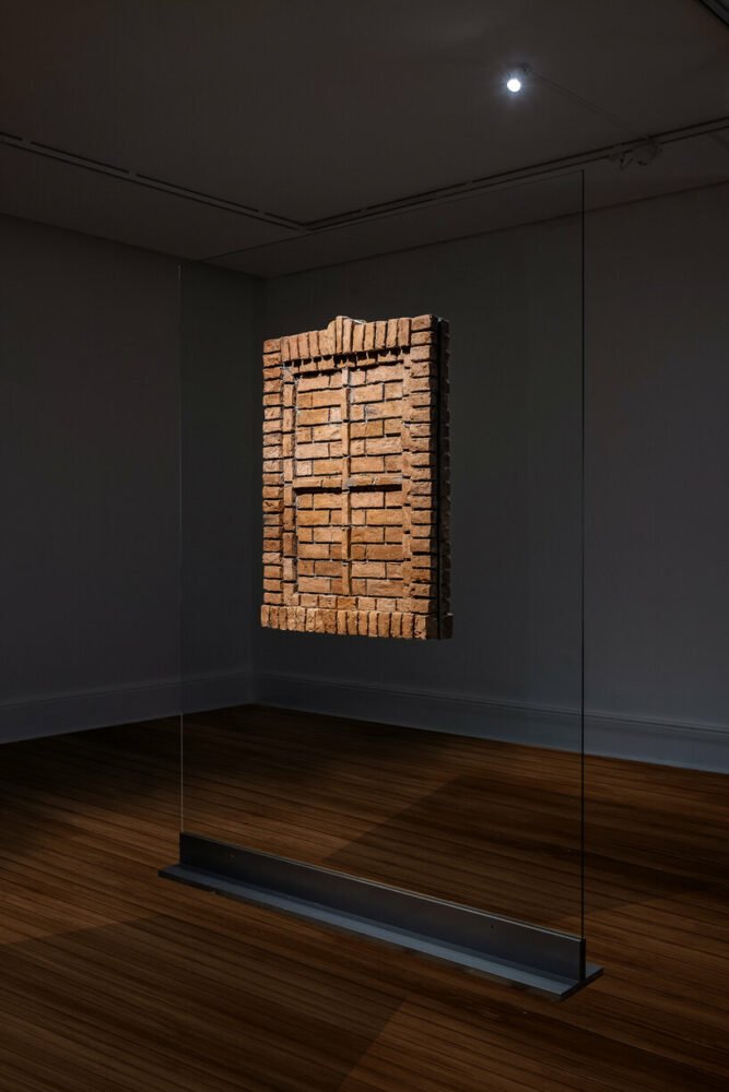 leandro erlich conjures optical illusions in‘over the threshold’exhibition at palazzo reale