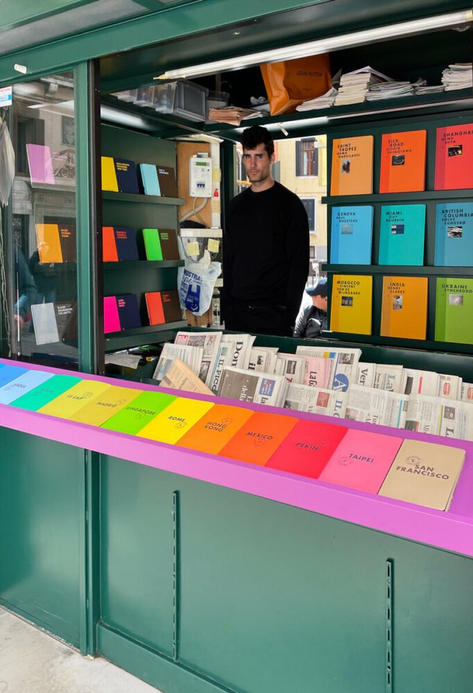 路易威登在双年展期间接管威尼斯历史悠久的新闻亭