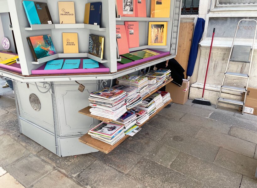 路易威登在双年展期间接管威尼斯历史悠久的新闻亭