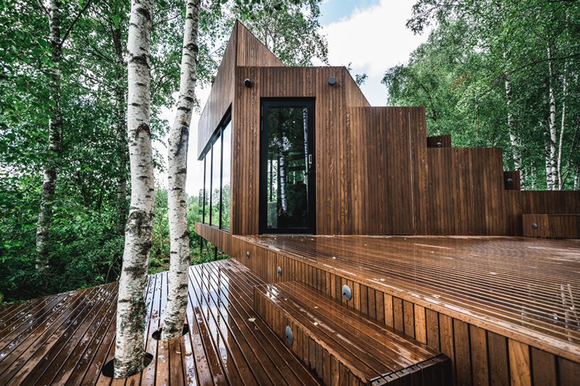 “麦德拉自然别墅”在爱沙尼亚森林中引入了一个微型酒店房间 “麦德拉自然别墅”在爱沙尼亚森林中引入了一个微型酒店房间