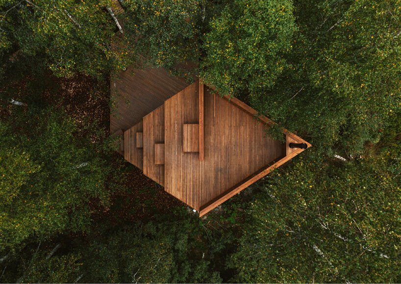 “麦德拉自然别墅”在爱沙尼亚森林中引入了一个微型酒店房间 “麦德拉自然别墅”在爱沙尼亚森林中引入了一个微型酒店房间