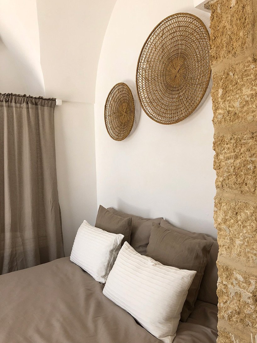 acqua di puglia 在意大利南部的“maison salentina”改造中增加了屋顶游泳池 acqua di puglia 在意大利南部的“maison salentina”改造中增加了屋顶游泳池