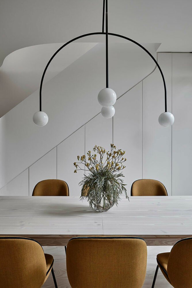 马特·吉布森建筑事务所翻新了墨尔本菲茨罗伊桥的历史建筑