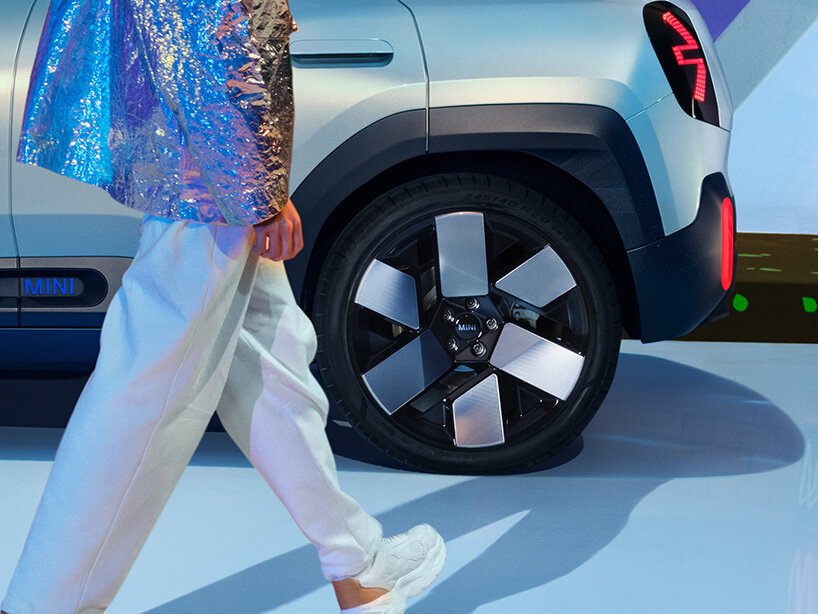 专访：MINI Concept Aceman 跨界电动车首次亮相新设计语言