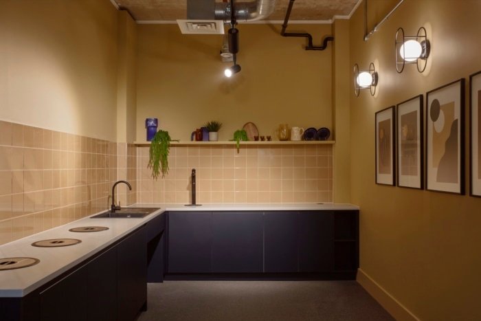 Mirror Works Spec 套房 – 伦敦