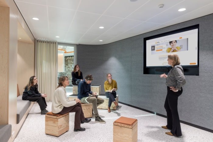 Nationale-Nederlanden (NN) 办事处 – 海牙