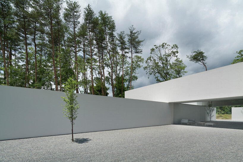 nendo 堆叠预制混凝土涵洞，在日本打造一座极简主义宾馆