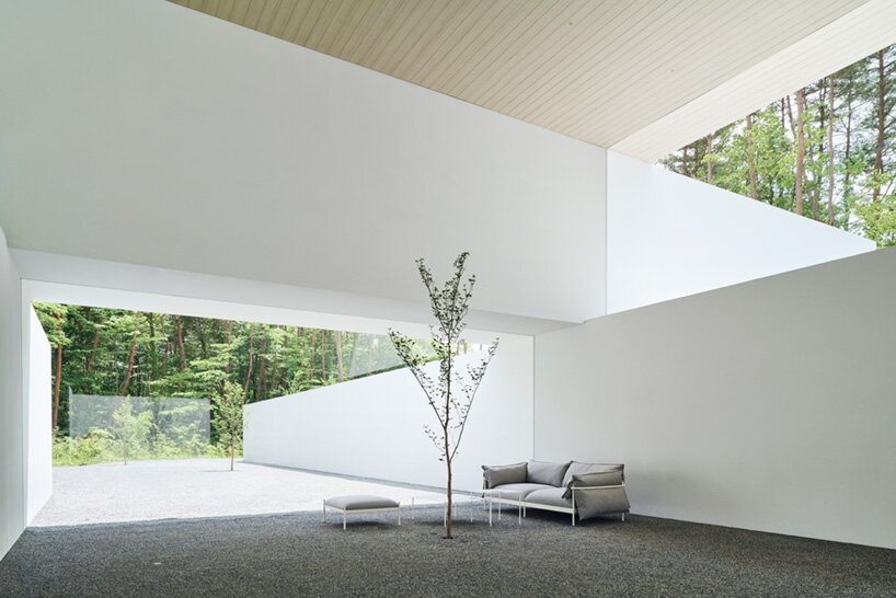 nendo 堆叠预制混凝土涵洞，在日本打造一座极简主义宾馆