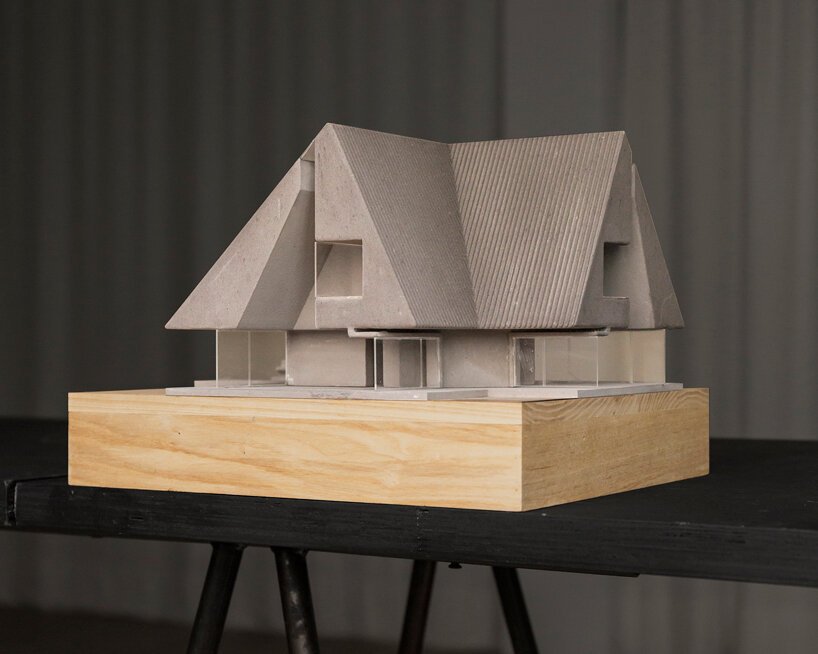 如恩设计的纪念之家是一座被花园包围的四合院 如恩设计的纪念之家是一座被花园包围的四合院