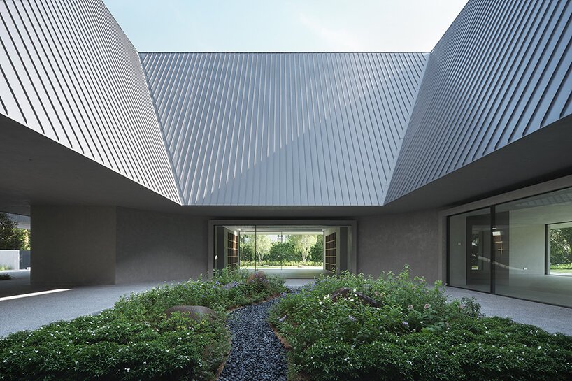 如恩设计的纪念之家是一座被花园包围的四合院 如恩设计的纪念之家是一座被花园包围的四合院