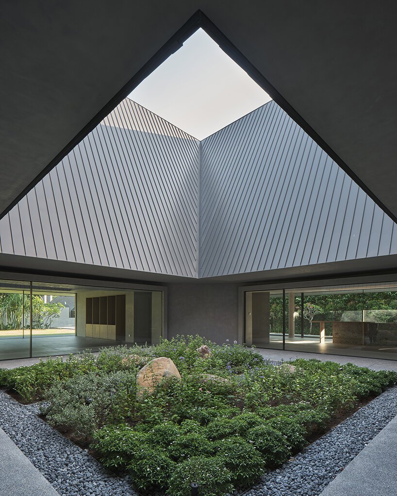 如恩设计的纪念之家是一座被花园包围的四合院 如恩设计的纪念之家是一座被花园包围的四合院