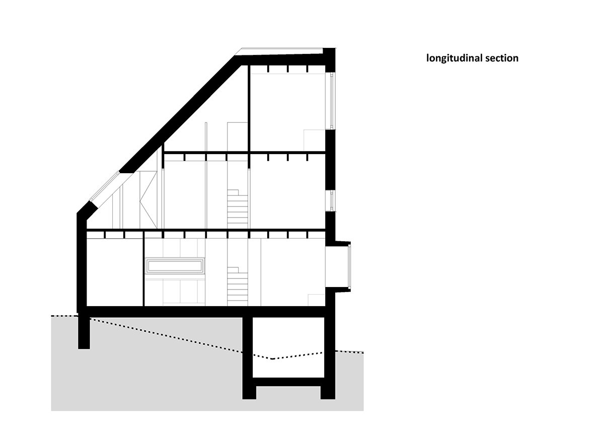 NEW HOW 完成了其周末别墅 nové hamry，作为山中的了望塔