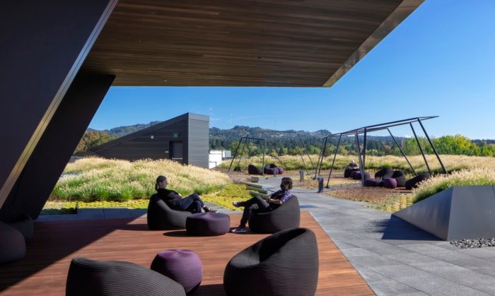 耐克总部塞雷娜·威廉姆斯大厦 - 比弗顿