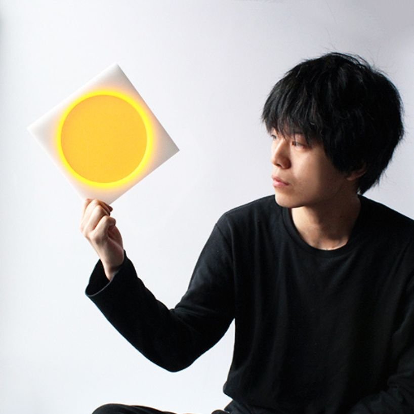 nisshoku 捕捉周围的光线，散发出日食般的光芒