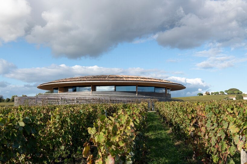 foster + partners completes its le dôme winery in bordeaux, france
