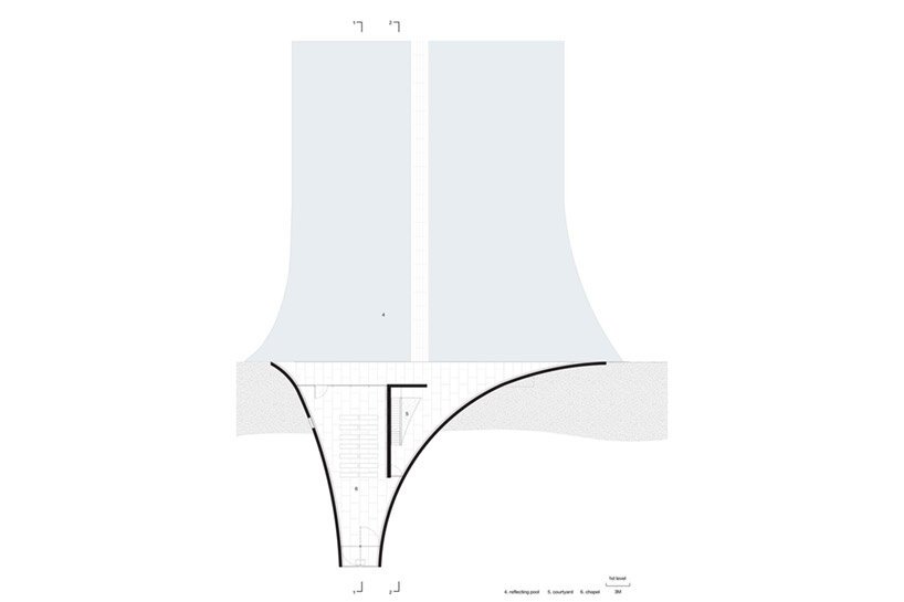 这座由 o -office 设计的教堂就像金亭湾上空漂浮的光柱一样出现