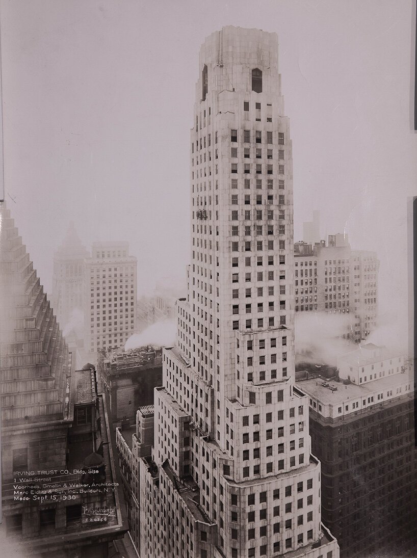 华尔街一号：纽约拉尔夫·沃克装饰艺术地标的历史风貌