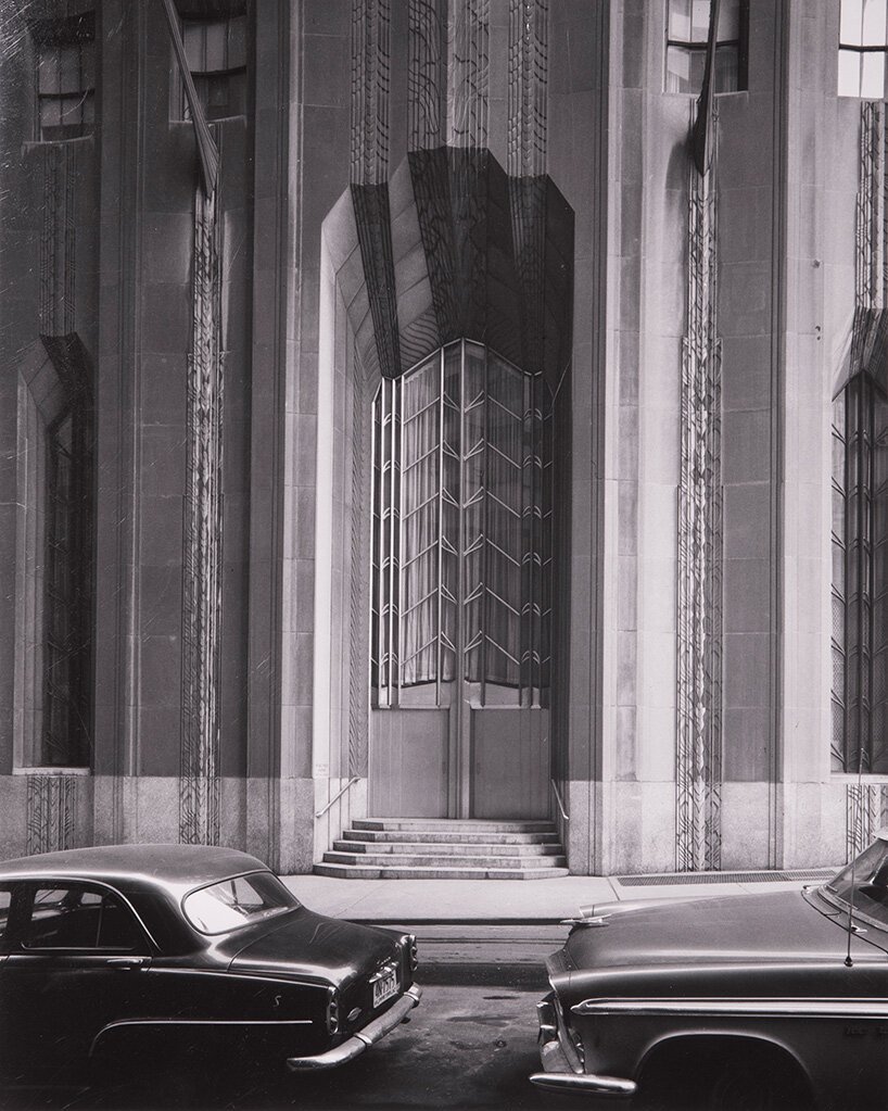 华尔街一号：纽约拉尔夫·沃克装饰艺术地标的历史风貌