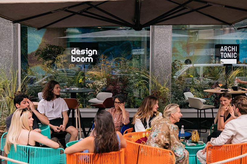 巴黎丽兹花女爵士 anne vitchen 用花卉装置入侵 DAAily 酒吧 巴黎丽兹花女爵士 anne vitchen 用花卉装置入侵 DAAily 酒吧