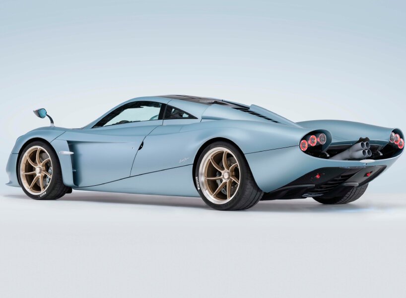 限量版帕加尼 huayra codalunga 让人回想起 60 年代的赛车 限量版帕加尼 huayra codalunga 让人回想起 60 年代的赛车