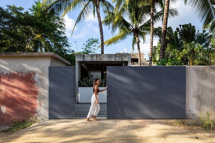 帕尔马将墨西哥废弃的“圣伊格纳西奥”房屋改造成郁郁葱葱的度假胜地