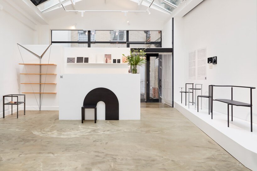 80 年代激进设计师 paolo pallucco 的首次回顾展“运气与性”。就这样。' 在巴黎开业 80 年代激进设计师 paolo pallucco 的首次回顾展“运气与性”。就这样。'在巴黎开业