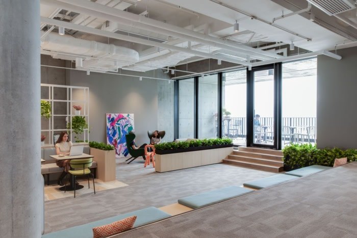 鼎睿再保险办事处 – 香港