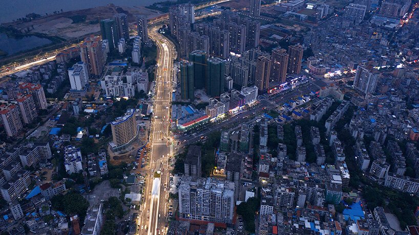 penda china 的三个雕塑隧道入口为海口增添了“超现实主义色彩” penda china 的三个雕塑隧道入口为海口增添了“超现实主义色彩”