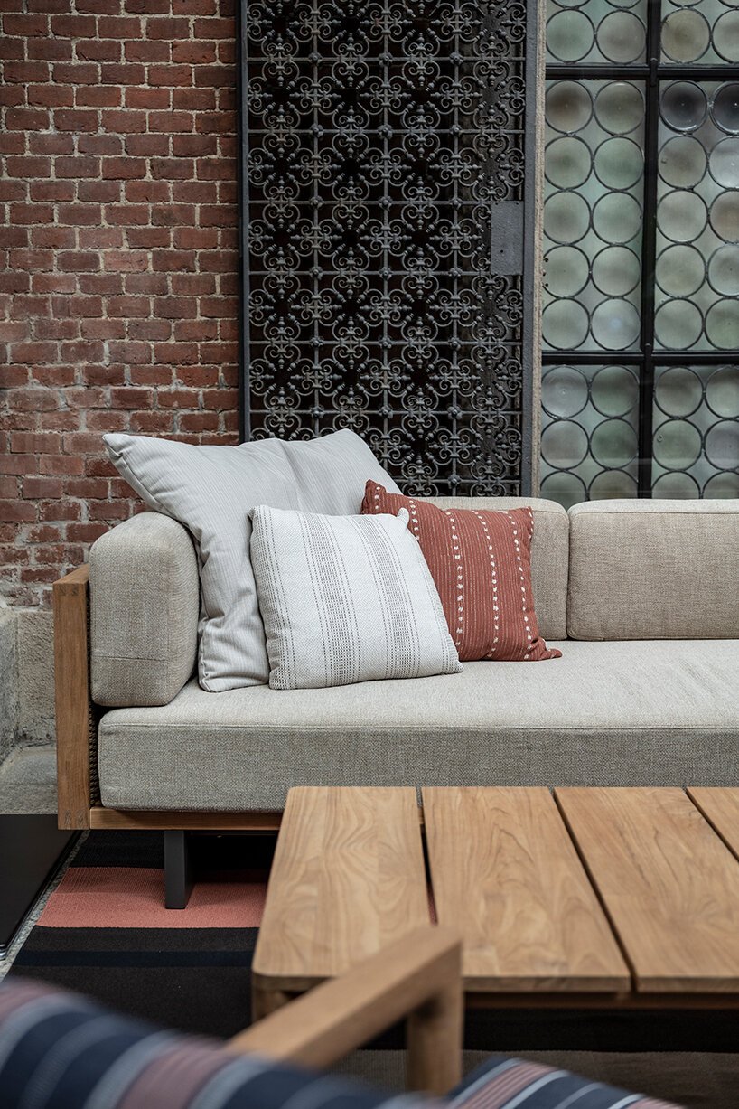 我不认为自己是极简主义者 - 文森特·范·杜伊森 (vincent van duysen) 谈他的多年生植物和萨瑟兰系列