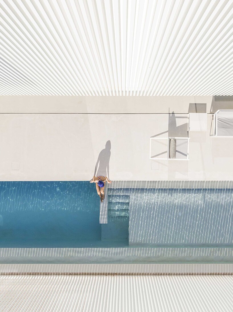 fran silvestre arquitectos 完成了西班牙皮耶拉透水住宅